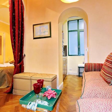 Pantheon Charming Apartment Рим Екстериор снимка